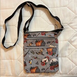 Gray Crossbody Bag with Harry Potter Print